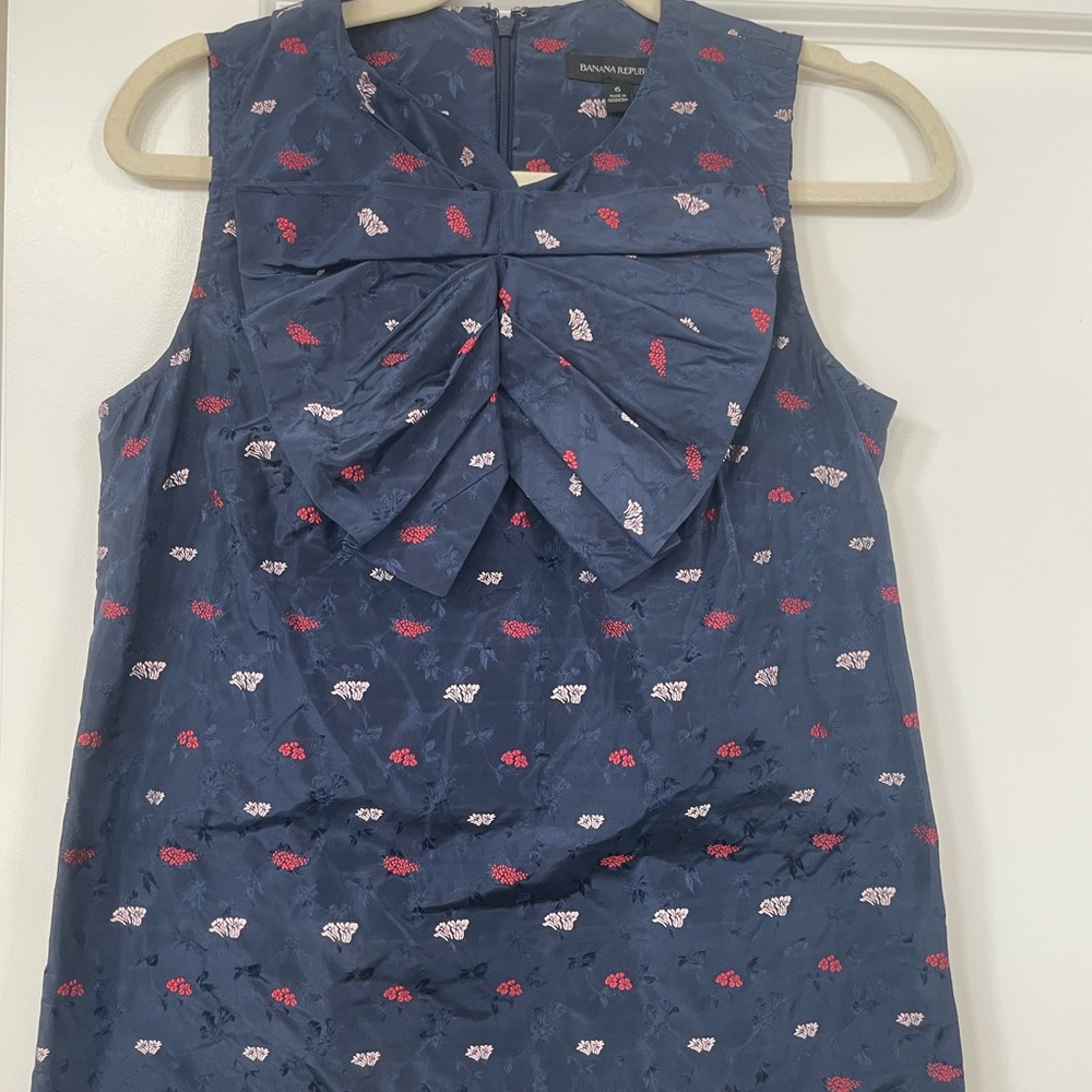 Banana Republic Blue Sleeveless Top with Red and White Accents